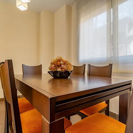 Fmp Muntanya Magenta Family Apartamento